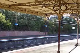 Westbound view from Armadale platform 2 facing platform 1