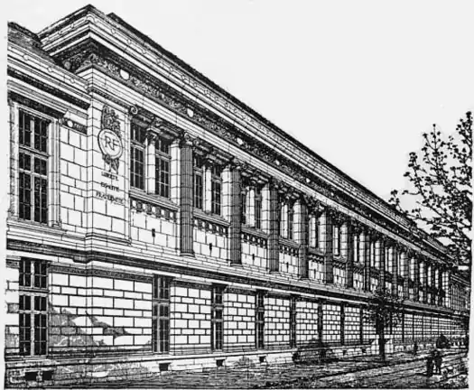 1911 Britannica-Architecture-École de Médecine.png