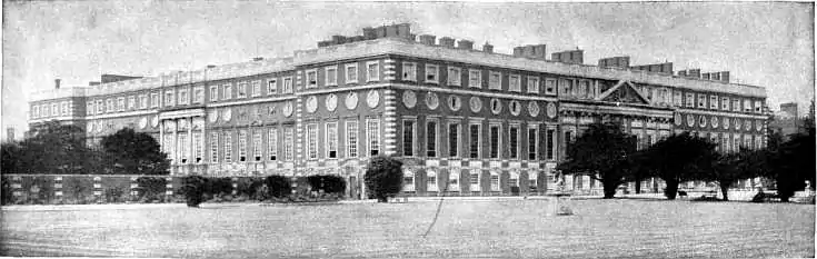 1911 Britannica-Architecture-Hampton.png