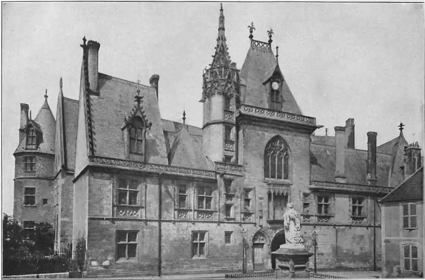 EB1911 - House Fig. 7.—Hôtel de Jacques Cœur, Bourges, Façade.jpg