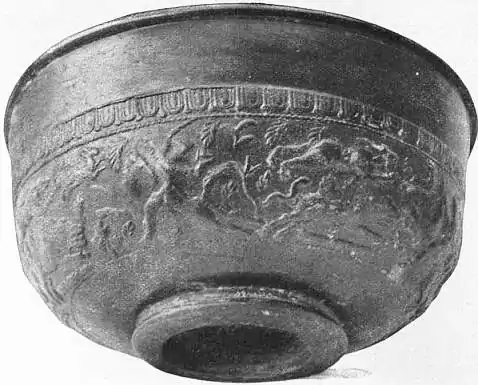 EB1911 Ceramics Fig. 69.—BOWL OF GAULISH (LEZOUX) WARE.jpg
